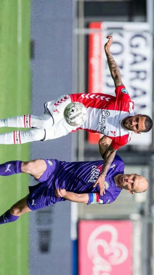 使他们在比 使他们在比