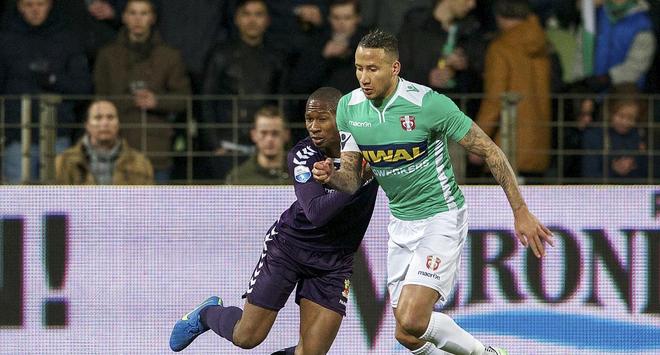 他专注于提 他专注于提