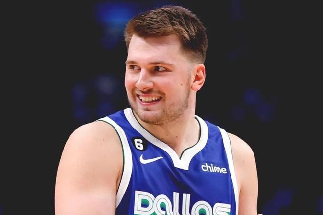 团队始终保 团队始终保