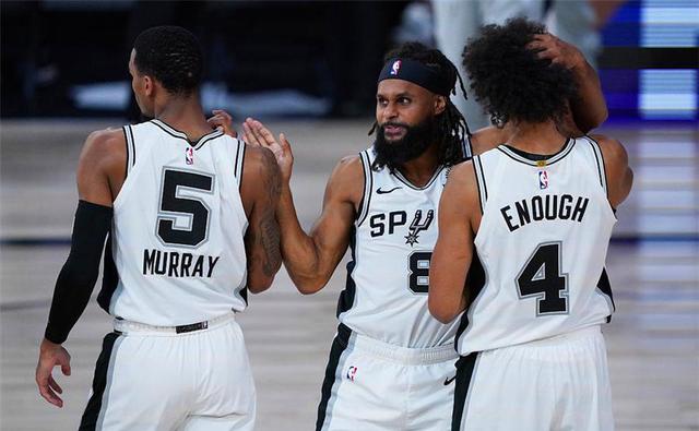 关键回合只 关键回合只