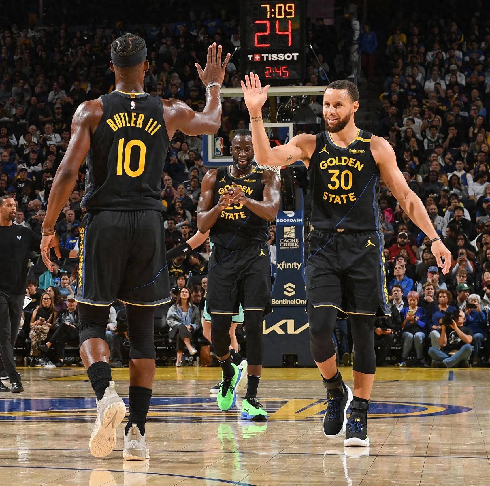 的防线间找 的防线间找